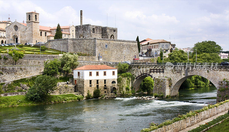 Medieval bridge above Cávado river.  Barcelos townscape, Portugal.